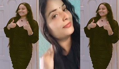 Desi Horny Wife Showing Asshole & Big Boobs