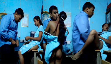 Office Staff Girl Fucking – With Her Manager Top Table Show