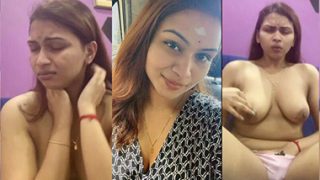 Horny Malaysian Tamil Girl Nude Show to Lover Viral