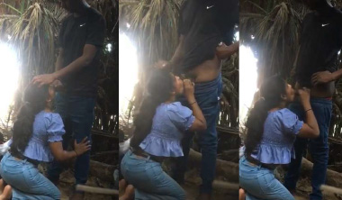 Tamil Girl Outdoor Blowjob to Her Lover Dick